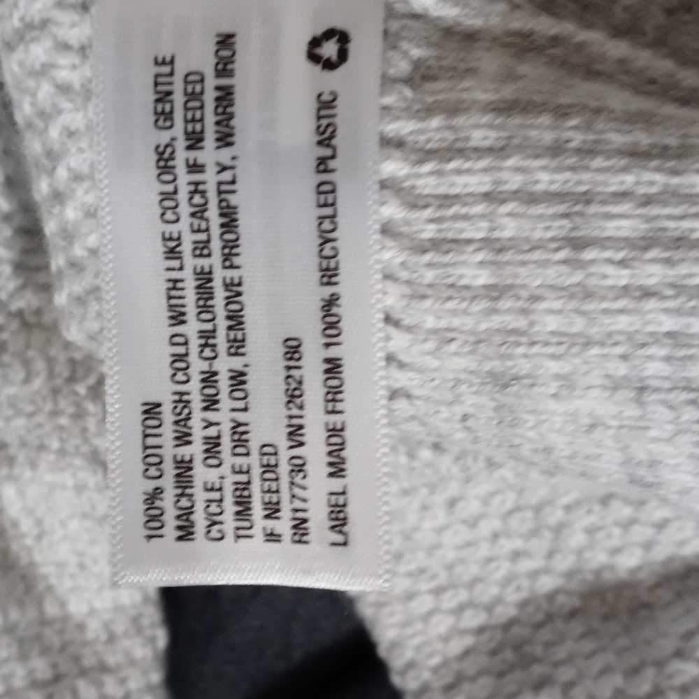 Mens XXL Henley top. - Picture 7 of 9